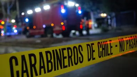 Rescatan cuerpo de trabajador que falleció tras caer a fosa séptica en Pudahuel