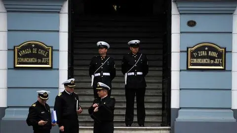 Se enfrentaron con guardias: Cinco sujetos armados roban material institucional en campo de entrenamiento de la Armada