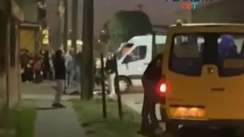 Impacto en Talcahuano: Dos furgones escolares colisionan con niños a bordo