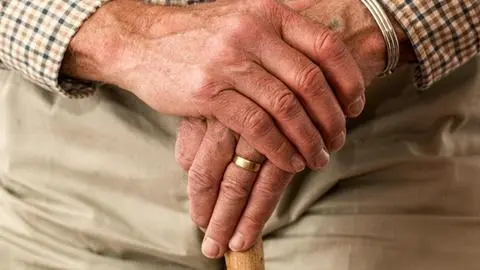 Adulto mayor de 80 años sufrió brutal robo en su vivienda mientras estaba hospitalizado en Punta Arenas: “Lo dejaron con lo puesto”