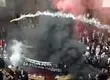 Diputados se lanzan bombas de humo y bengalas en plena sesión en el Congreso de Serbia