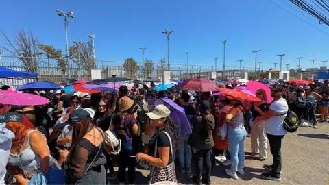 Caos total: Show de Shakira en Estadio Nacional se suspende por problemas técnicos