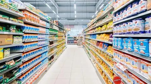 Cencosud sorprende con la venta de una de sus mayores cadenas de supermercados: Tiene 54 locales