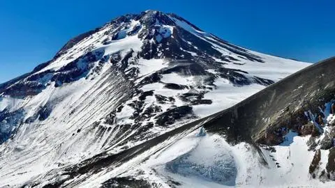 Senapred reportó fracturamiento de rocas: Confirman sismos asociados a actividad del Volcán Tupungatito en la Región Metropolitana