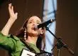 “Es alguien muy importante en mi vida”: Julieta Venegas le dedicó emotiva canción a Álvaro Henríquez y a su familia penquista