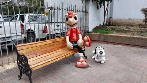 “¿Que te hicieron Pajarraco?”: Vuelven a vandalizar estatua de Condorito en Concepción