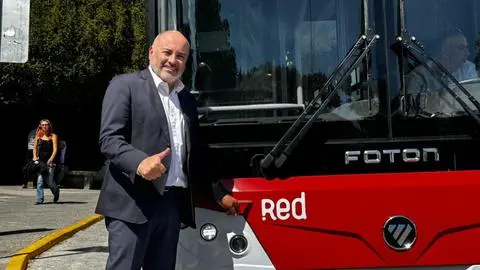 Subsecretario Jorge Daza adelanta el futuro de los buses eléctricos para el Gran Concepción