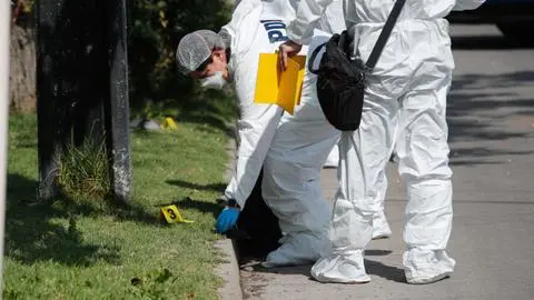 Adulto mayor fallece baleado por alcance en Lo Espejo: Querían matar a su vecino