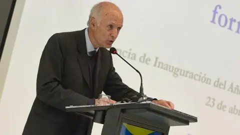 Con charla magistral sobre la educación en la actualidad, Coemco inaugura año escolar