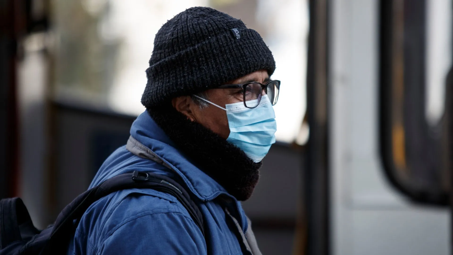 En qué lugares volverá el uso obligatorio de mascarillas por aumento de virus respiratorios