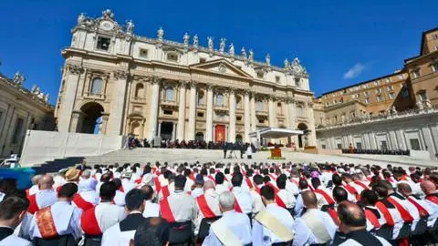Así fue el funeral del Papa Francisco: Emotiva y multitudinaria despedida en la Plaza de San Pedro