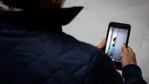 Denuncian que estudiante de 13 años fue violado por sus compañeros de curso tras “desafío” viral de TikTok en Argentina