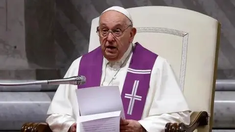 El Vaticano revela parte de defunción y causa de muerte del Papa Francisco