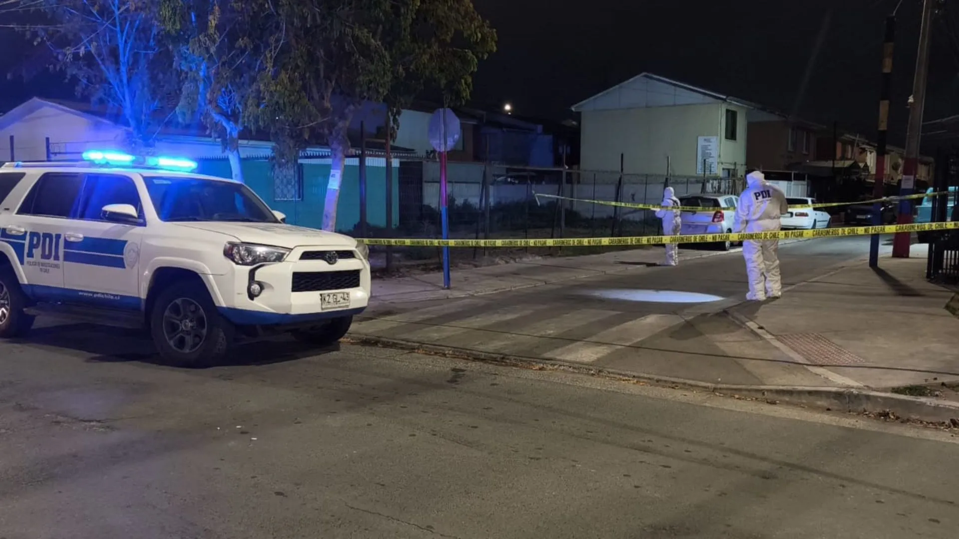 Vecinos “limpiaron” sitio del suceso y eliminaron evidencia: Joven de 27 años es asesinado en las afueras de su casa en Quillota