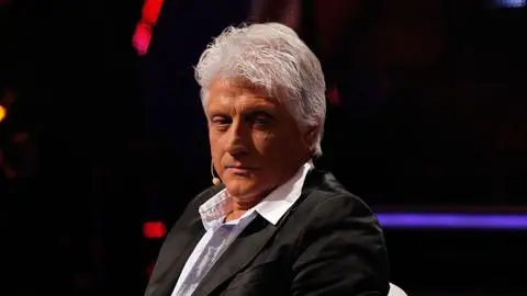 Hospitalizan a Óscar “Lolo” Peña tras sufrir fuerte caída