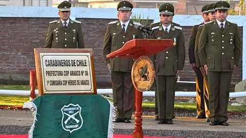 “Siempre viven los que por la patria mueren”: Unidad COP de Los Álamos es renombrada e inauguran placa en homenaje a “Héroes de Arauco”
