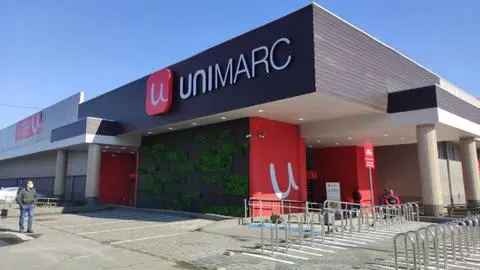 Violento turbazo a supermercado en San Pedro de la Paz deja un guardia herido