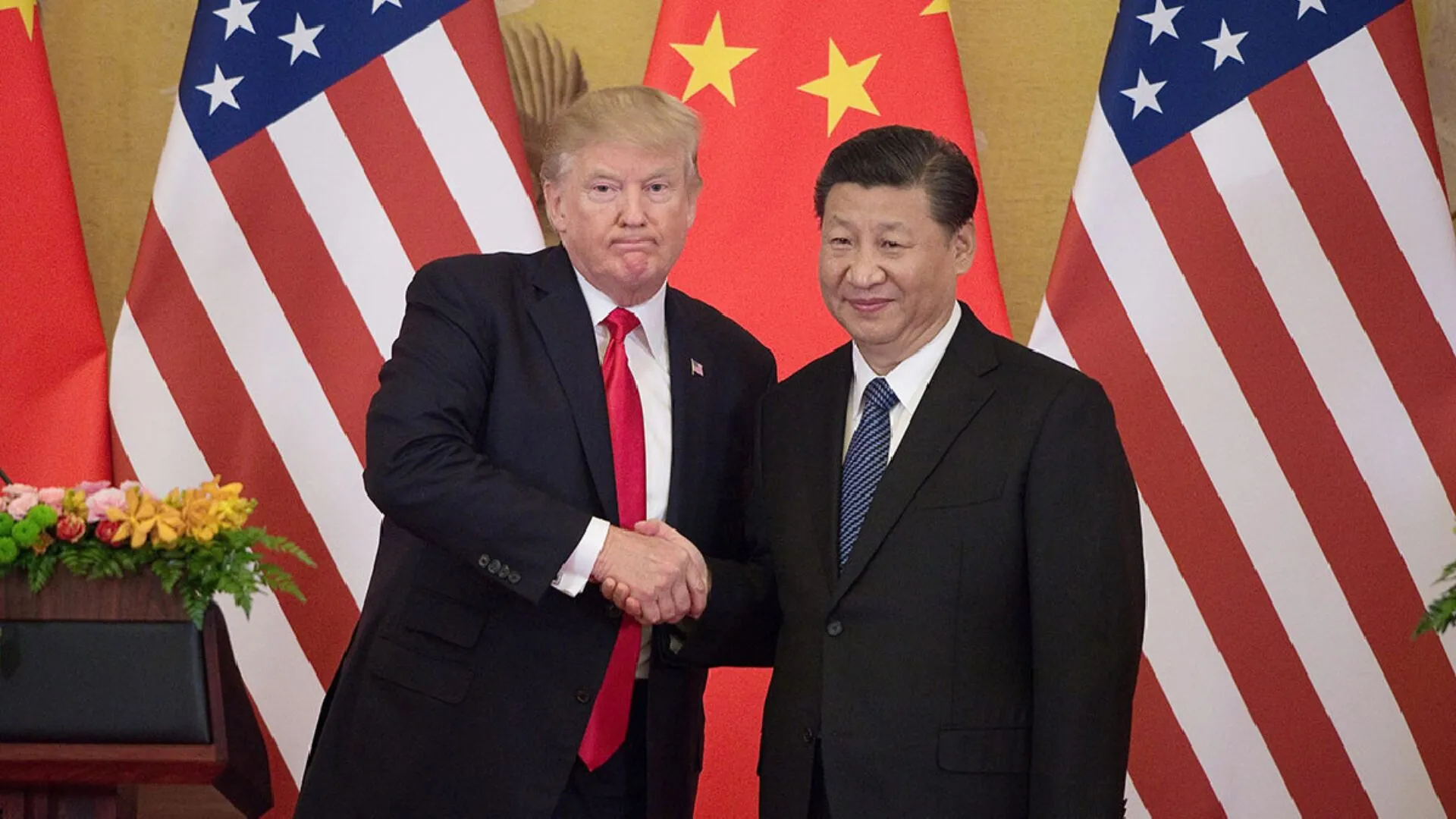 Estados Unidos evalúa reducir aranceles a China para amortiguar guerra comercial: ¿A cuanto los bajaría?