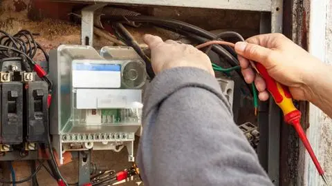 CGE y ALTO Chile acuerdan alianza para combatir el hurto de energía eléctrica