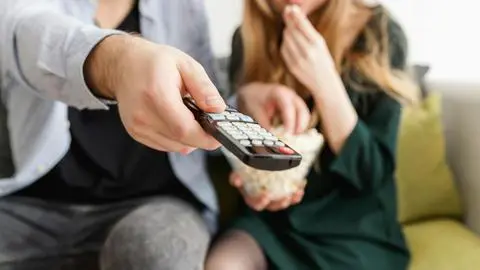 Empresa de telecomunicaciones entrega reembolso a cerca de 270 mil clientes afectados por interrupciones de servicio de TV