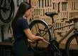 Ofrecen cursos gratuitos de mecánica de bicicletas para mujeres en Concepción