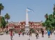 Gobierno de Argentina endurece su política migratoria y pone fin a salud gratuita a extranjeros