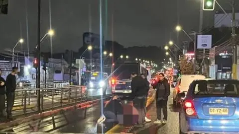 Reportan segundo accidente de tránsito que involucra a una micro en Concepción: Taxibus habría atropellado a una persona