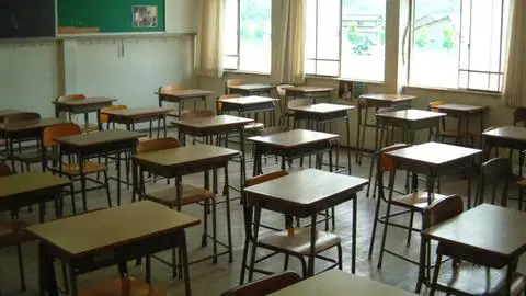 Escuela Cristóbal Colón de Hualpén suspende clases por robos en el establecimiento