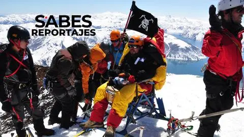 Las cumbres de Gabriel: el penquista que sube volcanes pese a estar en silla de ruedas 