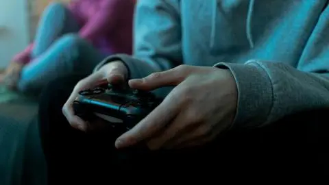 Más de 100 reclamos: Sernac denuncia a empresa digital de venta de videojuegos por trato violento y discriminatorio a consumidores