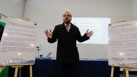 Con cuestionamientos a anterior gestión: Gobernador Giacaman concreta primera cuenta pública