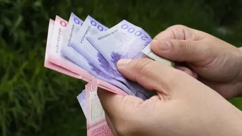 Este es el sueldo que se necesita para vivir bien en Chile según la IA