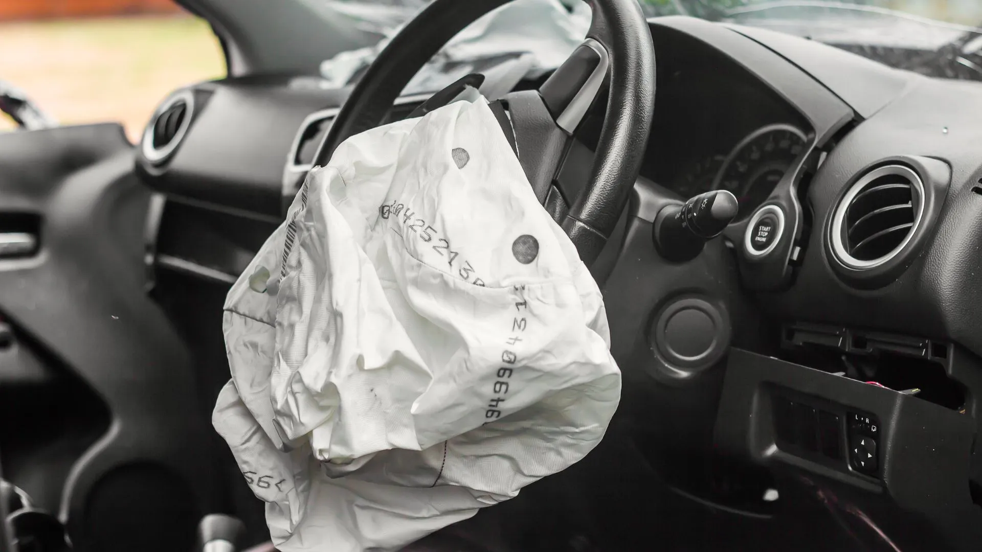 Denuncian a 4 conocidas marcas de autos por usar airbags defectuosos Takata