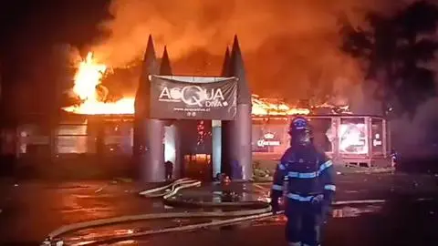 Incendio destruyó instalaciones de conocida discoteque y local nocturno de Rancagua