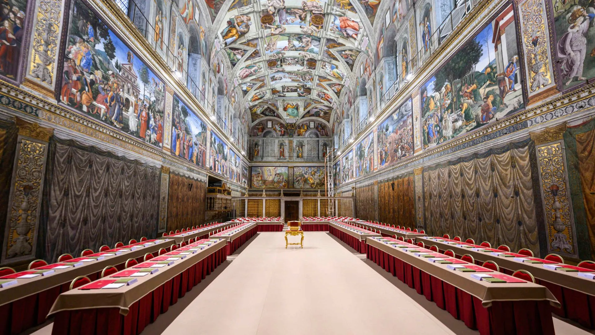 El Vaticano instalará inhibidores de señal y quitó celulares para aislar a los cardenales durante el cónclave