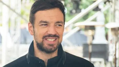 Aseguran que reconocida periodista sería la nueva pareja de Tomás Vodanovic: “Se conocieron en una entrevista”