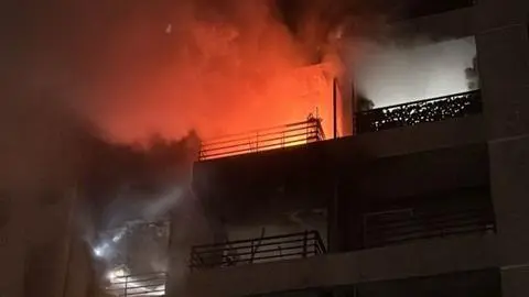 Más de 300 personas fueron evacuadas por incendio que afectó a edificio de departamentos en Recoleta