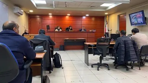 Justicia absuelve a funcionario de Carabineros por apremios ilegítimos durante el estallido social