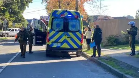 Dos niños de 5 años caen desde piso 13 de un edificio en San Pedro de la Paz
