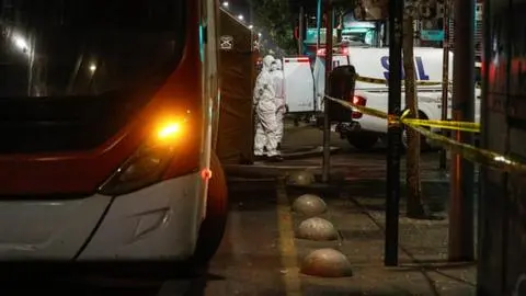 Bus Red atropella a sujeto que había intentado ingresar a la fuerza: Falleció en el lugar