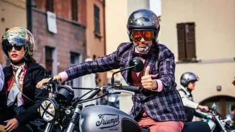 Más de mil elegantes motoqueros recorrerán Santiago por una noble causa