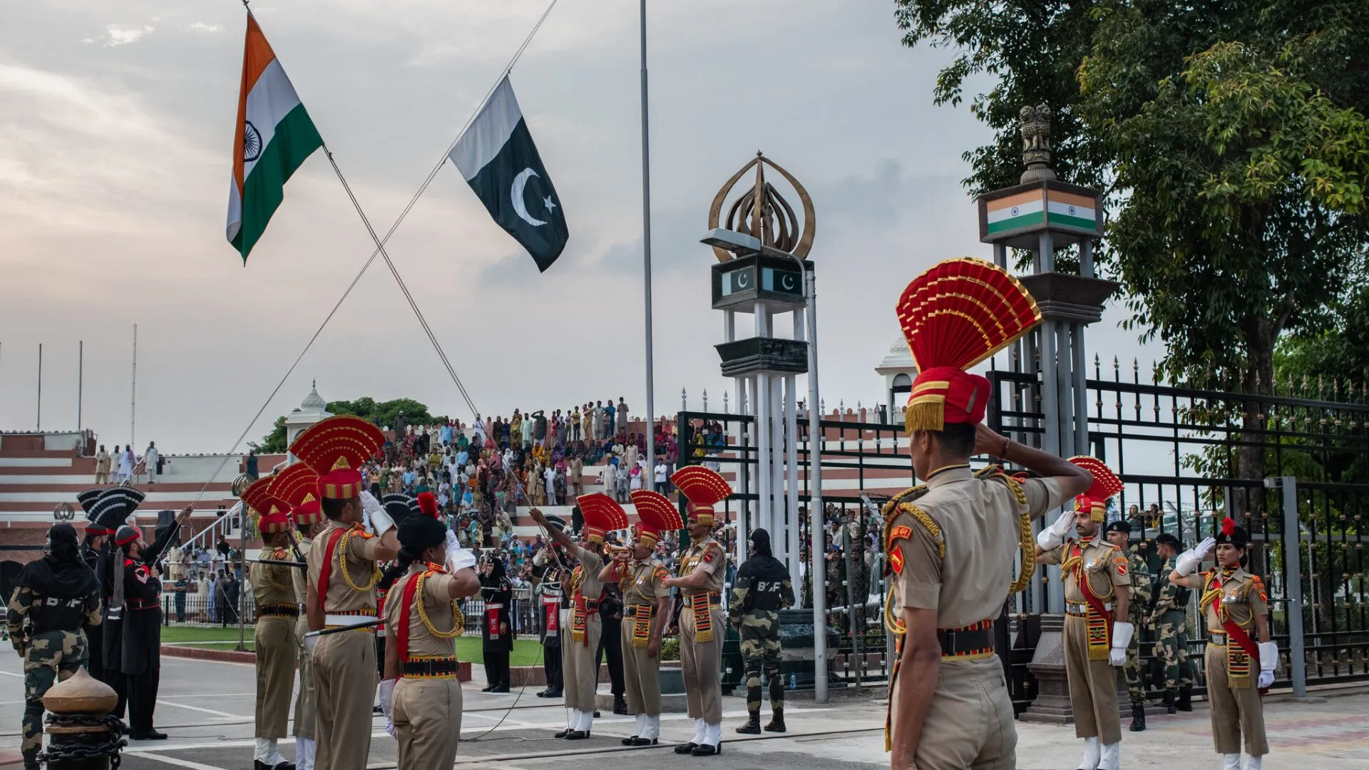 “Estamos a un paso de la declaración de guerra”: Experto de la UDD explica el conflicto entre Pakistán e India
