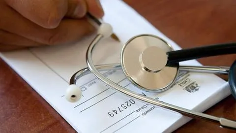 Fiscal Valencia abre investigación por uso fraudulento de licencias médicas en el sistema público