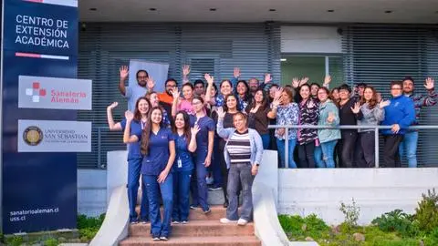 Enfermeras del Sanatorio Alemán Concepción capacitan a docentes en primeros auxilios en el marco del Día Internacional de la Enfermería