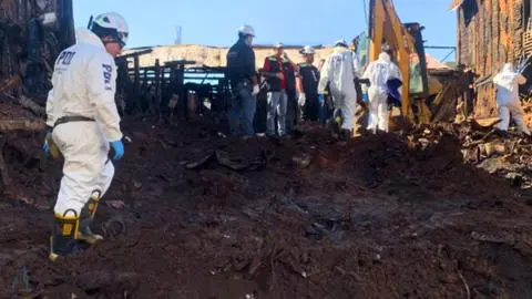Confirman hallazgo de cuarta víctima del incendio en Barrio Puerto de Valparaíso