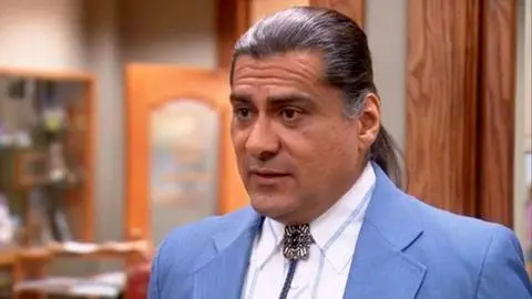Asesinan a disparos a reconocido actor Jonathan Ross en Estados Unidos: Esposo denuncia ataque homofóbico
