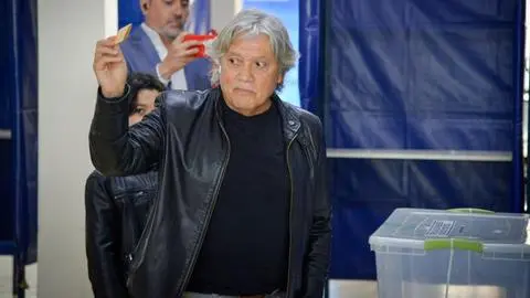 Alejandro Navarro quiere volver al Congreso: FREVS negocia candidatura a diputado
