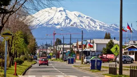 Excursionista muere tras caída en volcán Calbuco: Iniciaron labores de rescate en la zona