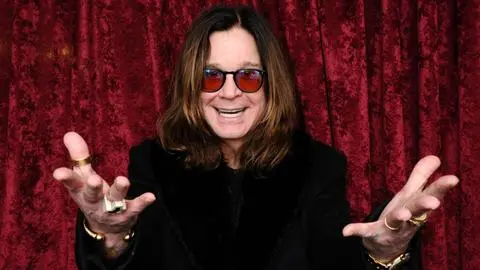 ¡Insólito! Latas con ADN de Ozzy Osbourne podrían llegar a costar medio millón de pesos