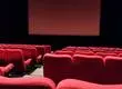 Inician venta de icónico cine de Santiago: Edificio costaría más de 27 mil millones de pesos